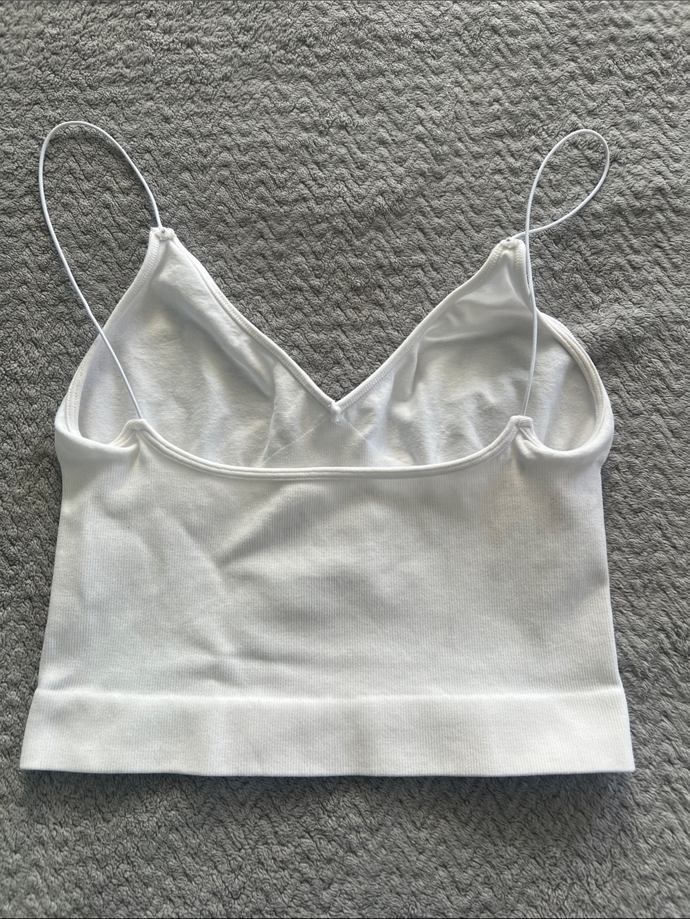 Free People Intimates V-Neck Cropped White Spaghetti Strap Tank Top Size Medium - Picture 5 of 6